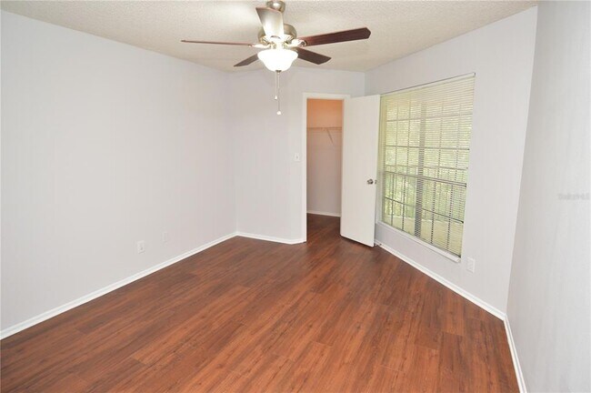 Building Photo - 8630 Mallard Reserve Dr