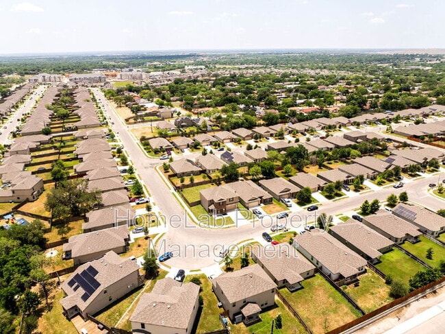 Building Photo - 5410 Coral Valley