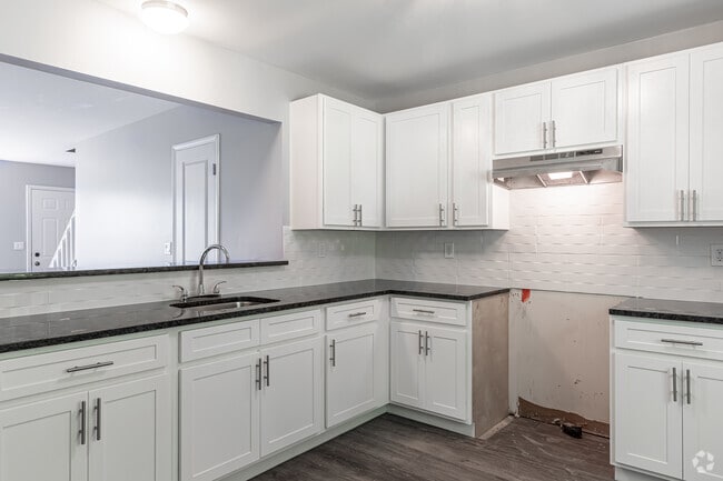 Interior Photo - Wyndham Court Apartments