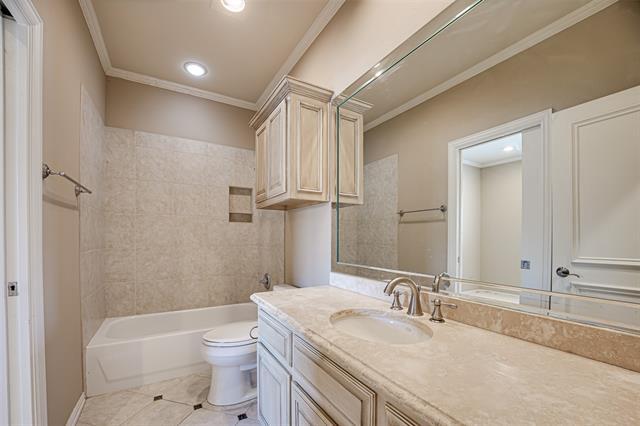 Building Photo - 5004 Castle Creek Ct