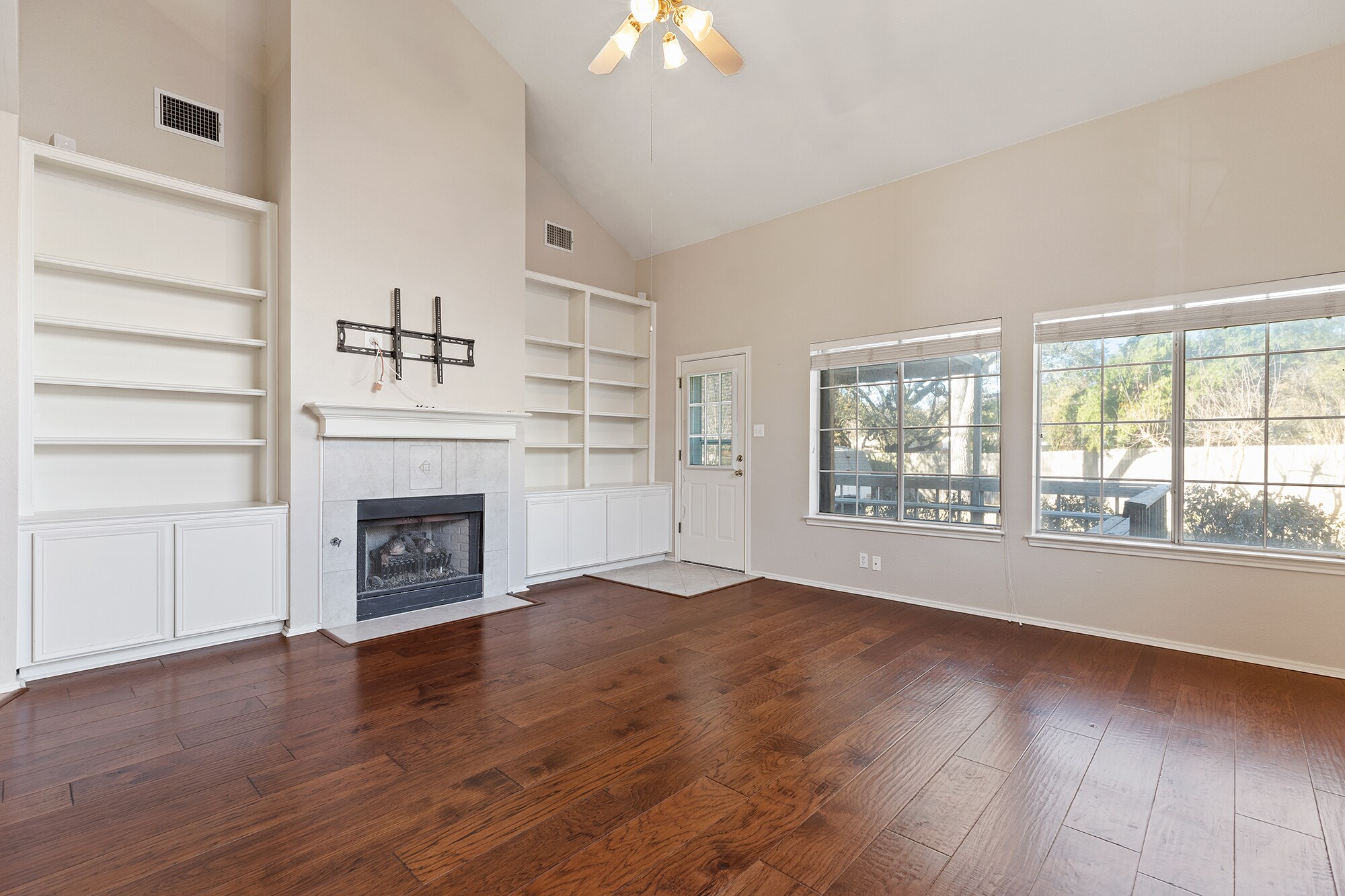 Building Photo - 9004 Brimstone Ln
