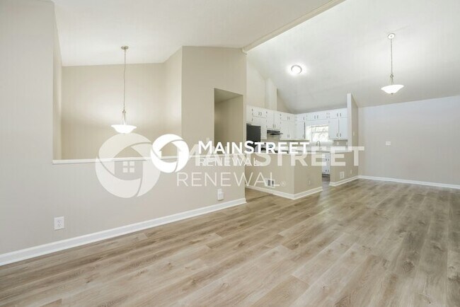 Building Photo - 3 Bedroom Pet-Friendly Home in Decatur, GA with Main Street Renewal