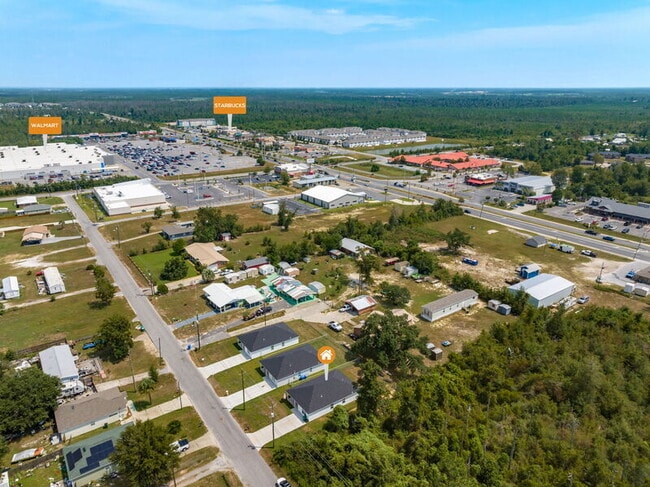 Building Photo - 526 Camellia Ave