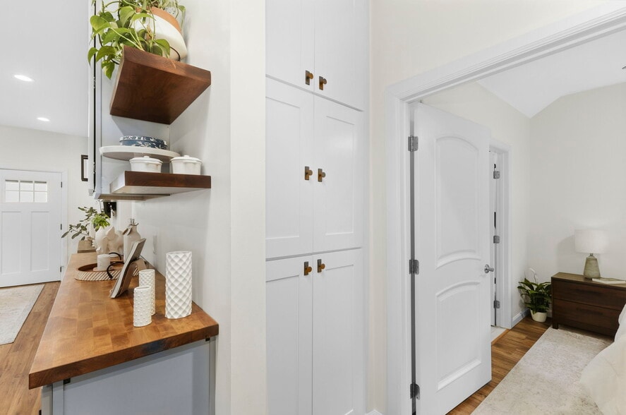 Building Photo - 3136 Grape St