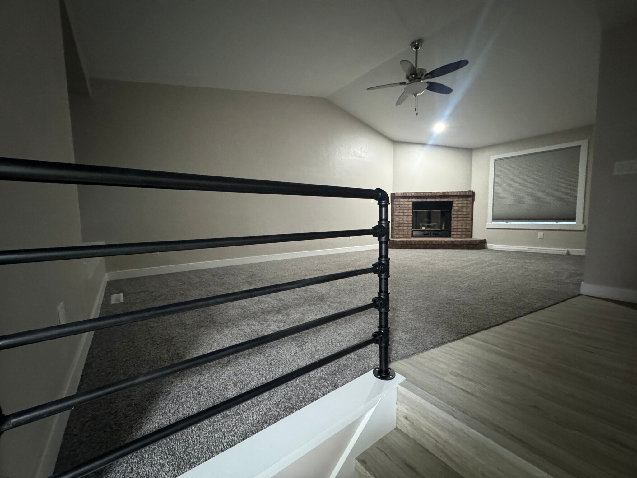 Building Photo - 2740 W Glenpark Dr