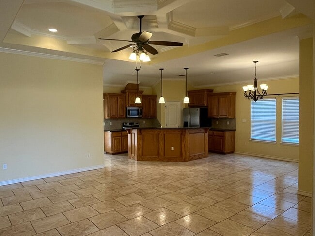 Building Photo - 2565 Sands Dr