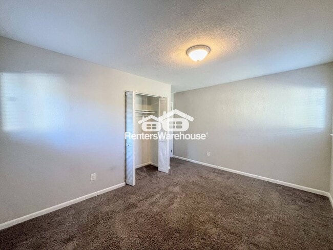 Building Photo - 712 Houdon Ln