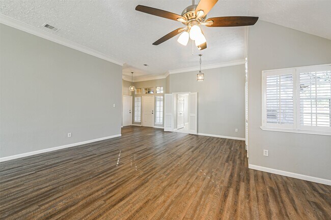 Building Photo - 5507 Village Springs Dr