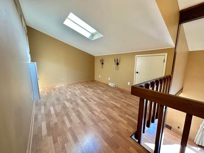 Building Photo - 12930 N Colony Dr