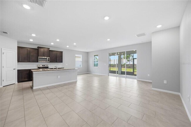 Building Photo - 5719 Woodland Sage Dr