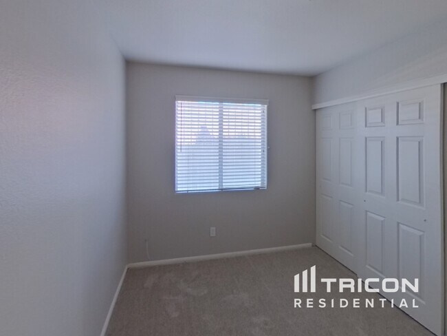 Building Photo - 1133 Broken Hills Drive Henderson NV