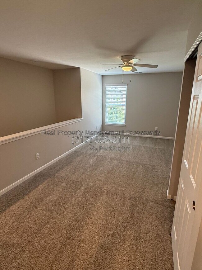 Building Photo - 5509 W Woodhaven Dr