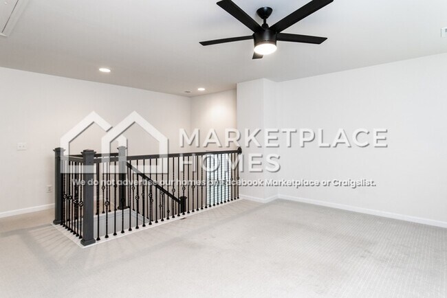 Building Photo - 433 Stonefield Cir