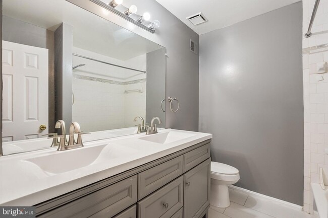 Building Photo - 3314 Major Denton Dr