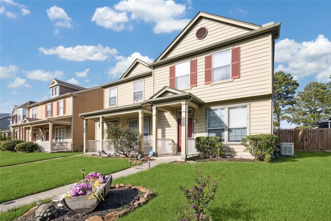 Building Photo - 23634 Wildwood Green Way