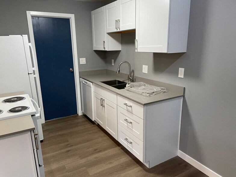 Building Photo - 10334 NE 189th St