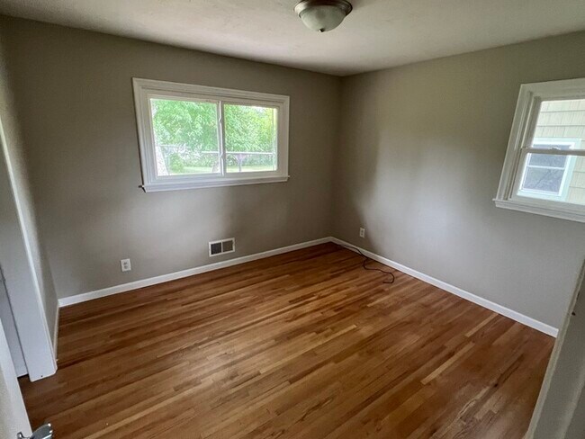Building Photo - 1760 City Heights Dr