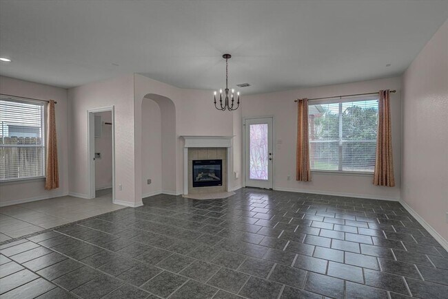 Building Photo - 21322 Willow Glade Dr
