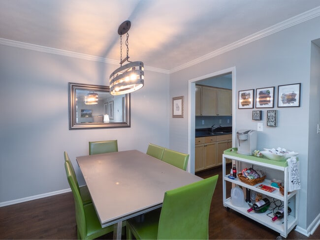 Building Photo - 1150 Collier Rd NW