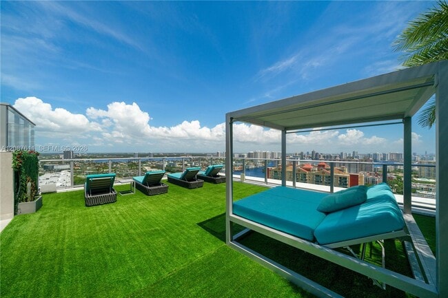 Building Photo - 330 Sunny Isles Blvd
