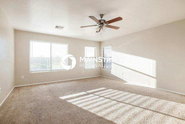 Building Photo - 4 Bedroom Pet-Friendly Home in Tucson, AZ ...