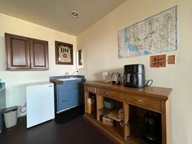 Building Photo - 24723 Via Valmonte