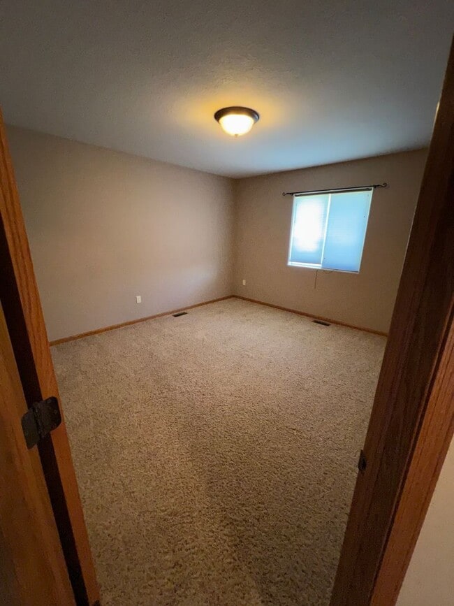 Building Photo - ~Applications Pending~ Big, Beautiful Home...