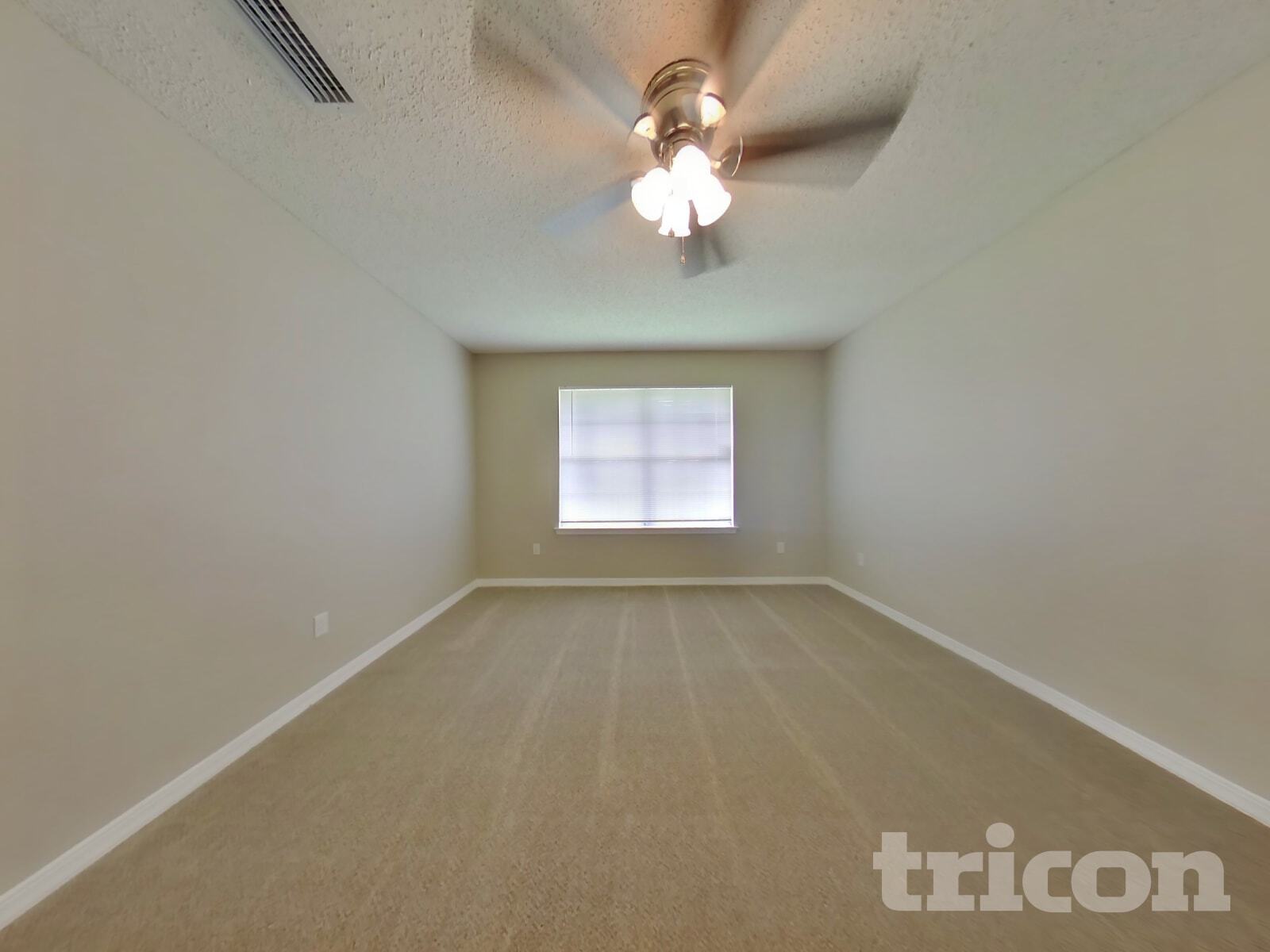 Building Photo - 2727 Fox Creek Dr E
