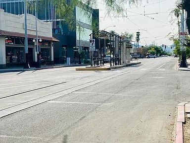 Building Photo - FOR RENT