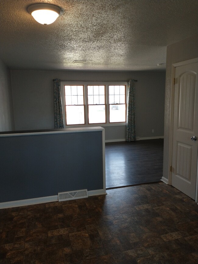 Building Photo - 1115 W Ashland St