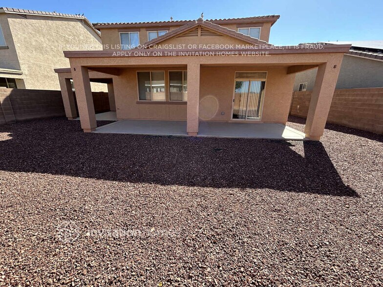Building Photo - 274 S 174th Dr