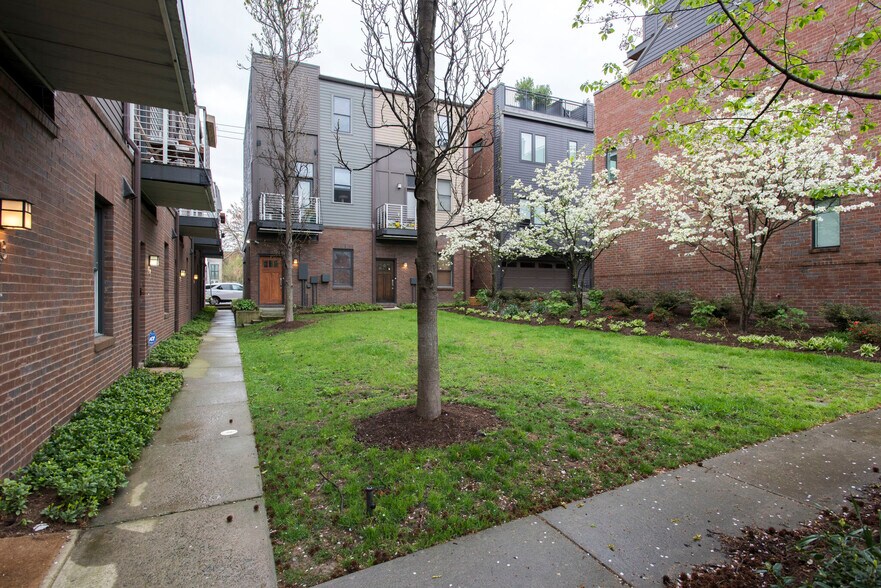 Building Photo - 508 Madison St