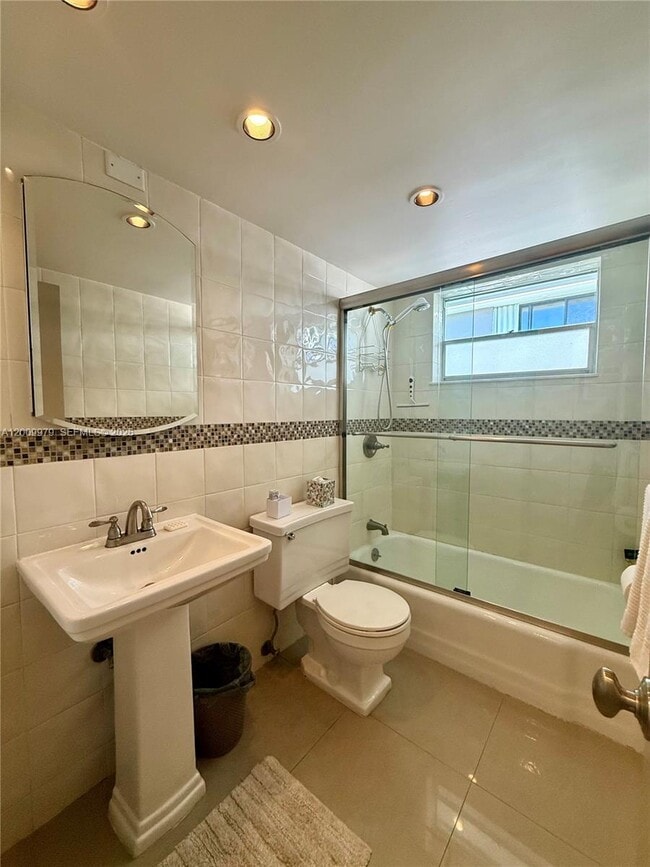 Building Photo - 467 Golden Isles Dr