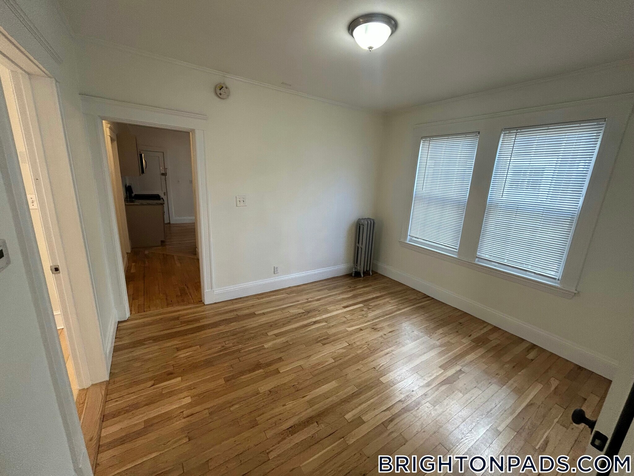 Building Photo - 44 Fairbanks St