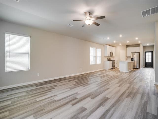 Building Photo - 808 Tidal Dr