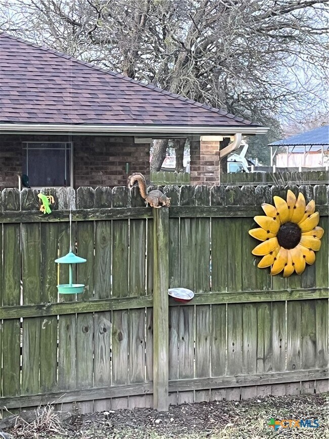 Building Photo - 5504 Eldie Ct