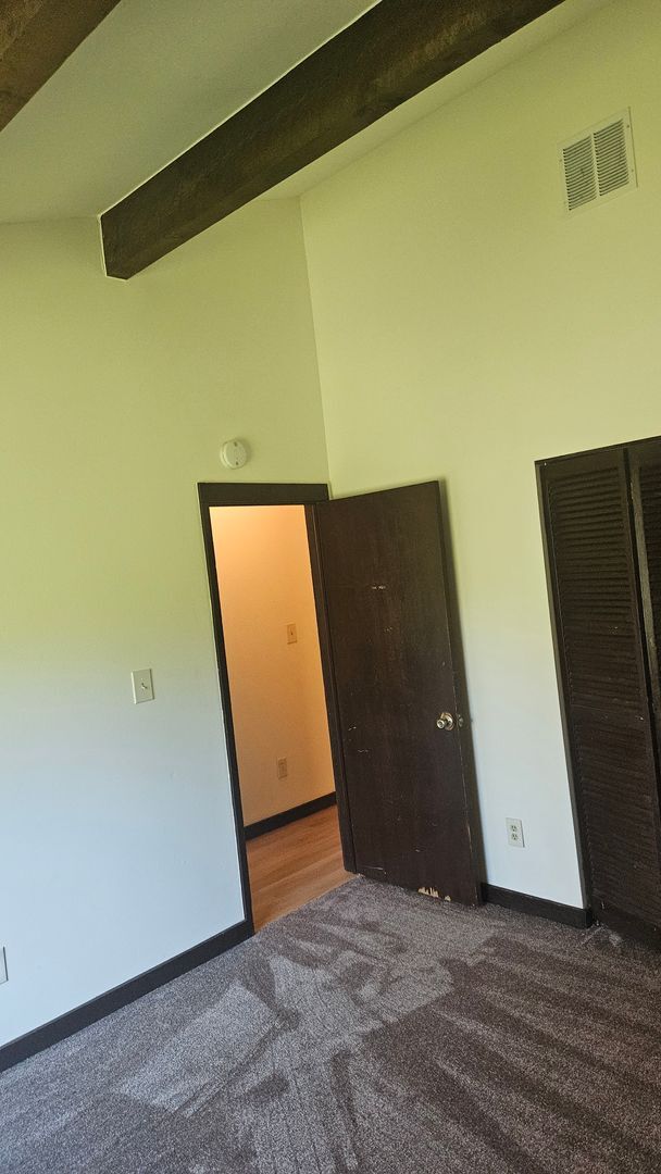 Building Photo - Cozy 3 Bedroom Townhome Near CSU