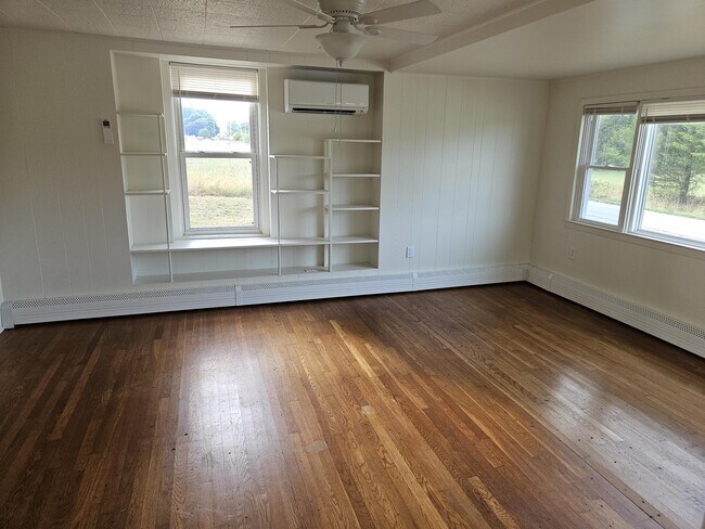 Building Photo - 5960 Taneytown Pike