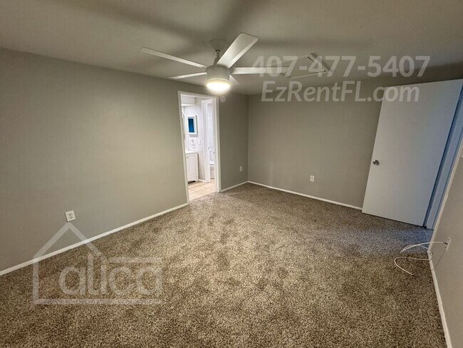 Building Photo - 5631 Canosa Dr