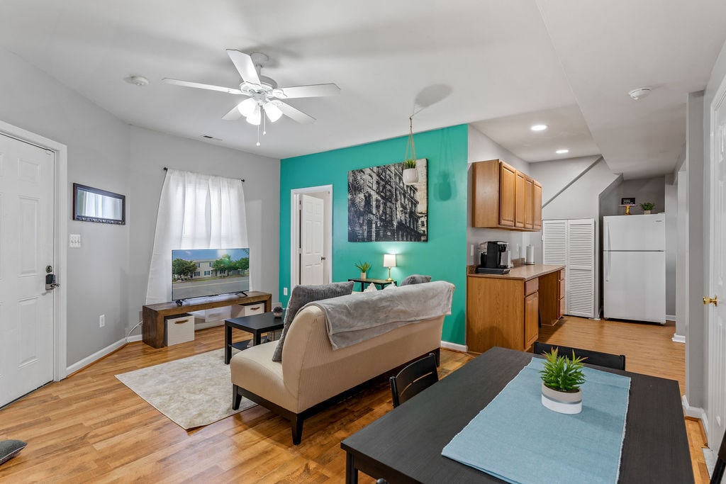 Building Photo - 915 Lafayette Blvd