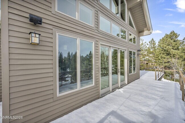 Building Photo - 54 Bennington Ct