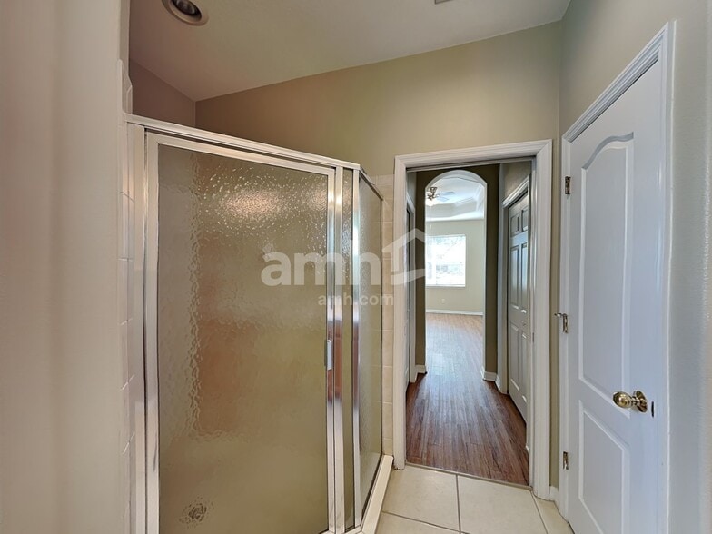 Building Photo - 2311 124th Dr E