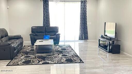 Building Photo - 9512 W Fallen Leaf Ln