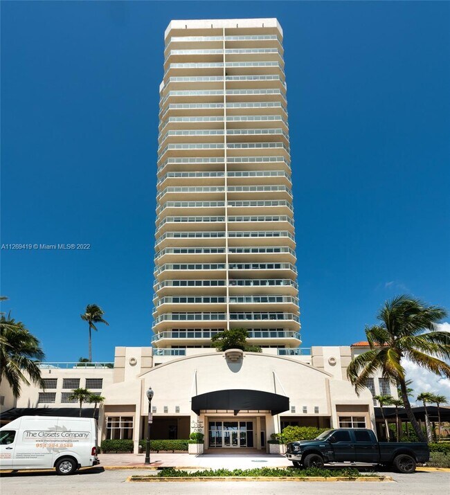 Building Photo - 7330 Ocean Terrace