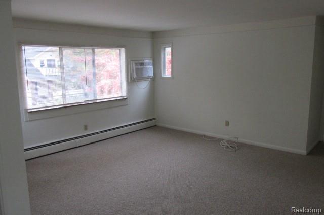 Building Photo - 445 W Breckenridge St