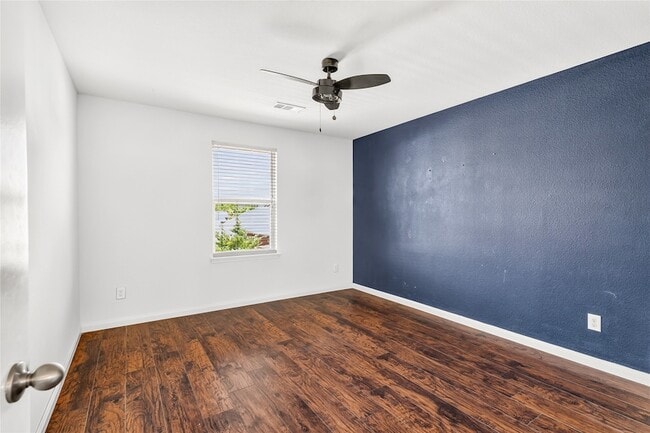 Building Photo - 1202 Arizona Dr