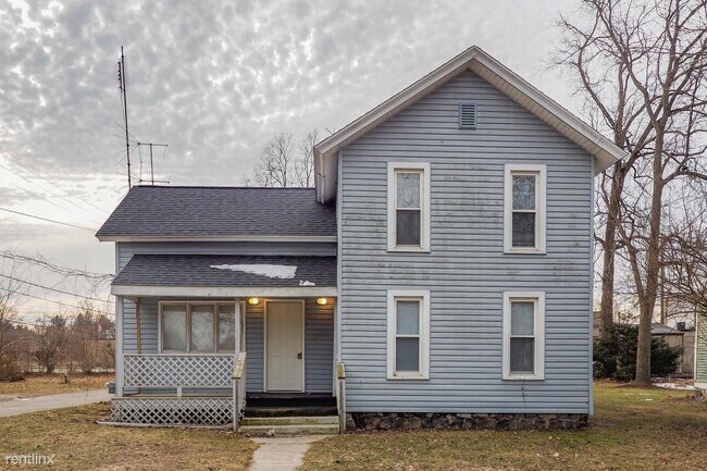 Building Photo - 3 br, 1 bath House - 114 Baker St