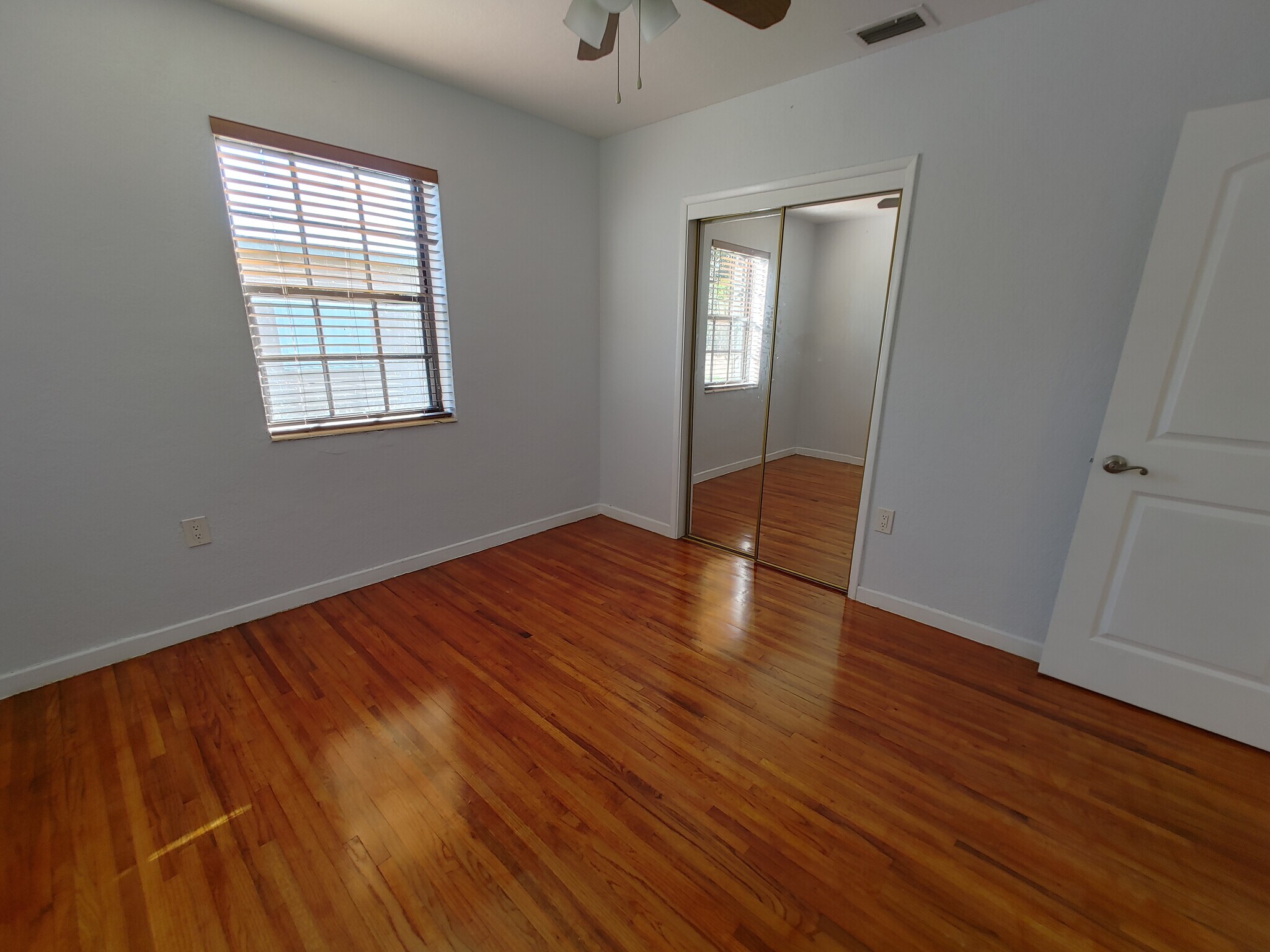 Building Photo - 14901 NW 9th Ct