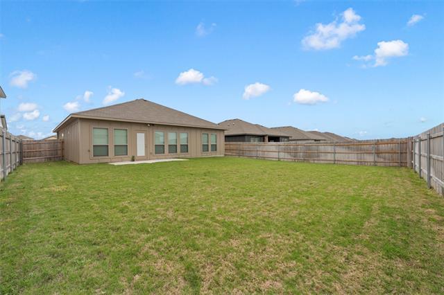 Building Photo - 7445 Gdn Gln Dr