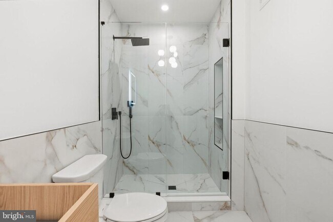 Building Photo - 1232 Chancellor St